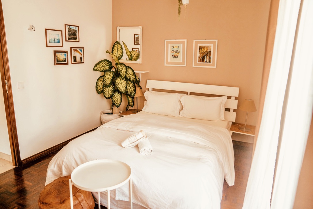 Single room at Ericeira Soulsurfers Villa — Art of Connection retreat